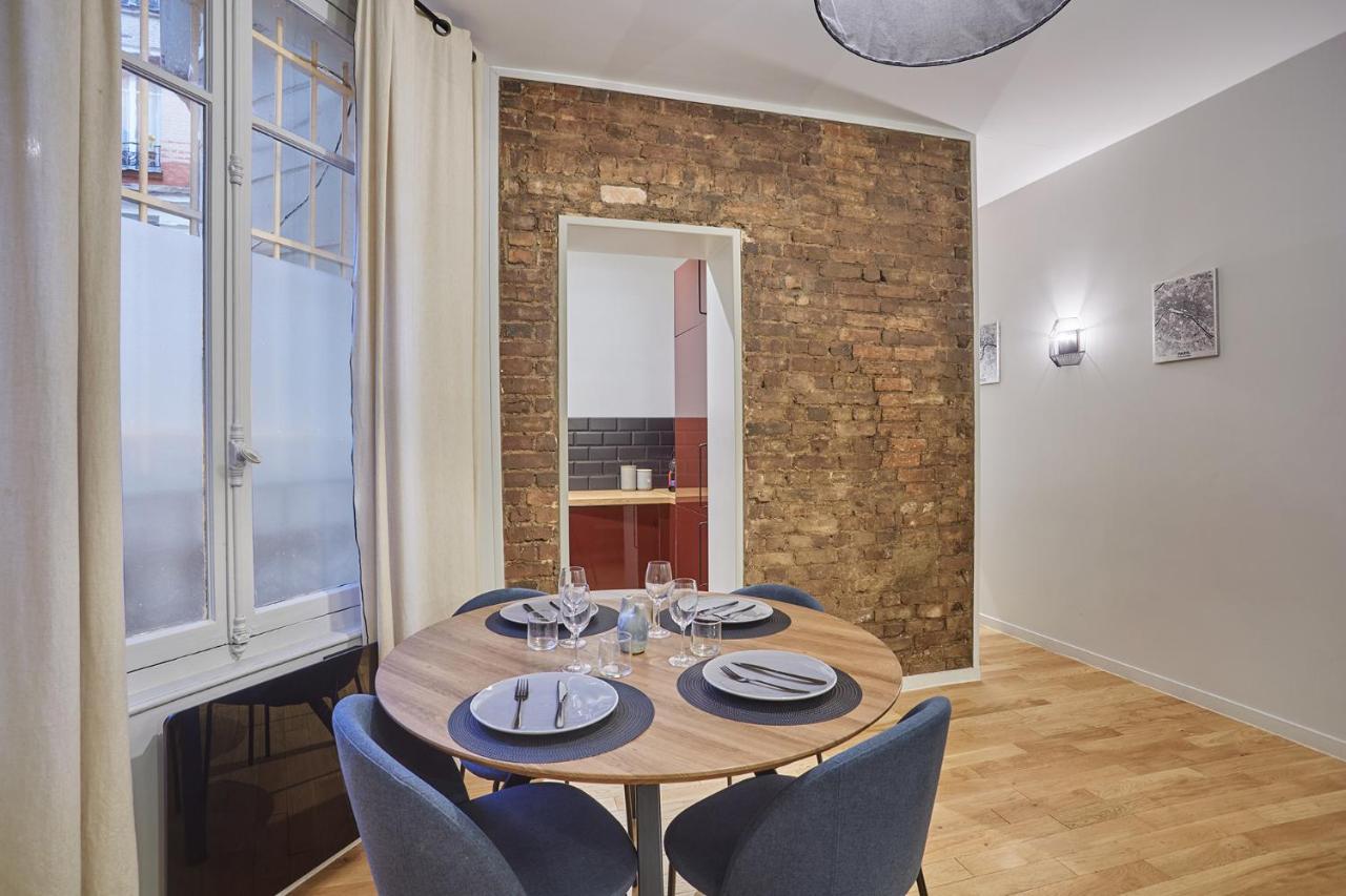 Apartment Center Of Paris By Studio Prestige Экстерьер фото